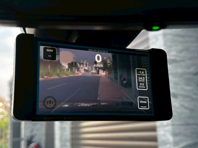 2015 ES200 最頂級版本 升級全速域跟車 加大安卓機/Carplay 來電更優惠  第7張相片