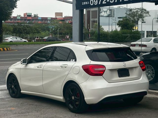 2014 A180 車況漂亮 進口代步 喜歡好談  第2張相片