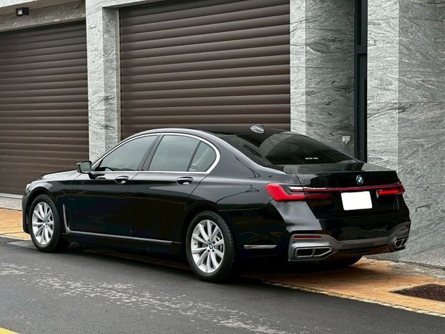 BMW 730I 車況很好 不怕你看 喜歡好談  第3張相片