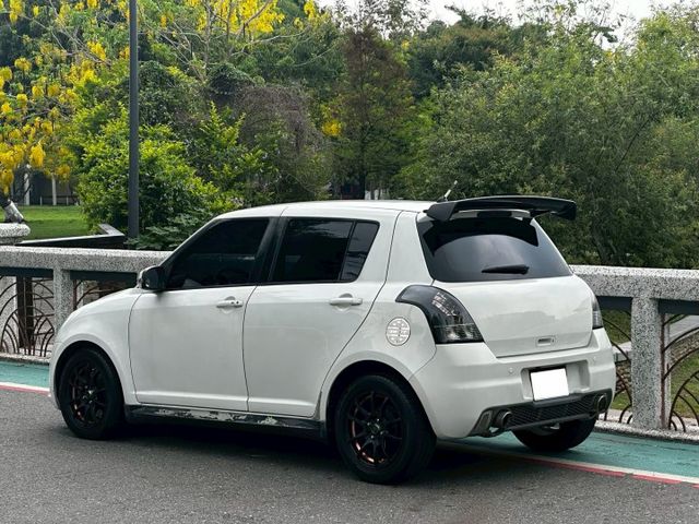 2008 SWITF 車況極佳 所有按鍵和冷氣正常 升級Carplay  第3張相片