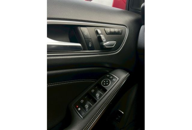 2019年GLA250 2.0 AMG 跑2.8萬  第13張相片