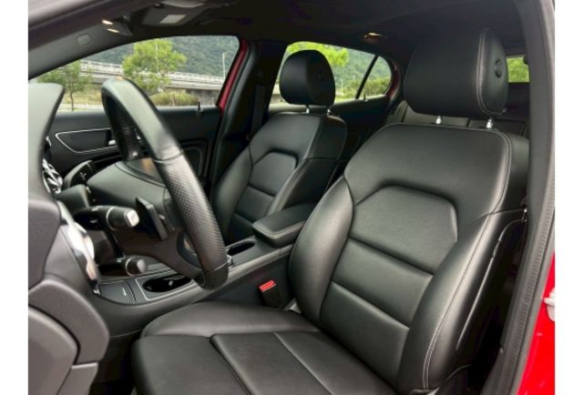 2019年GLA250 2.0 AMG 跑2.8萬  第17張相片