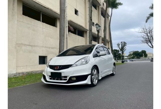 2014 FIT  第1張相片