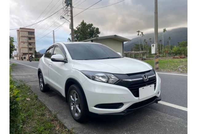 2018 HR-V  VT i-s 跑5萬  第3張相片