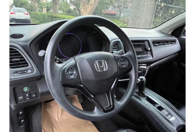 2018 HR-V  VT i-s 跑5萬  第8張相片