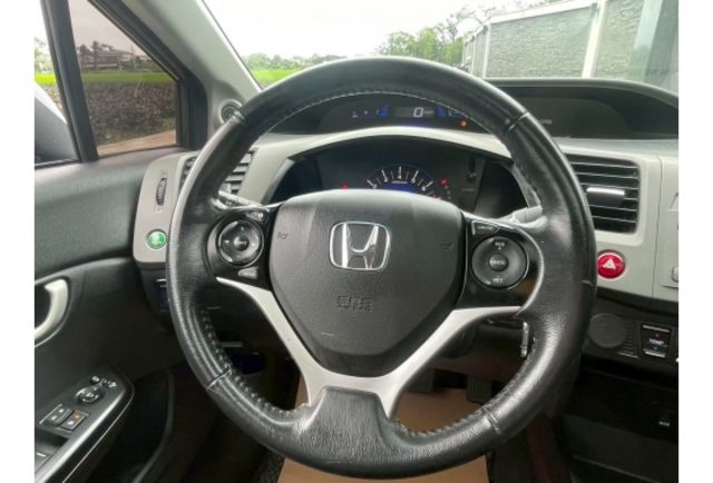 Honda CIVIC  第6張相片