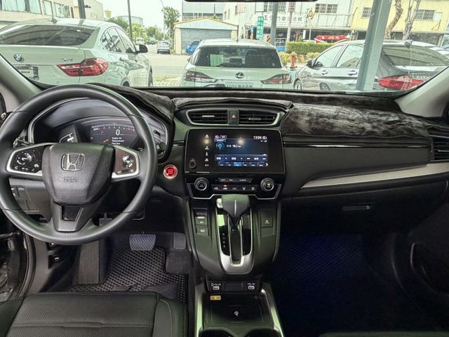 360度環景、盲點偵測、電動尾門、Apple CarPlay 自動煞停防追撞系統  第5張相片