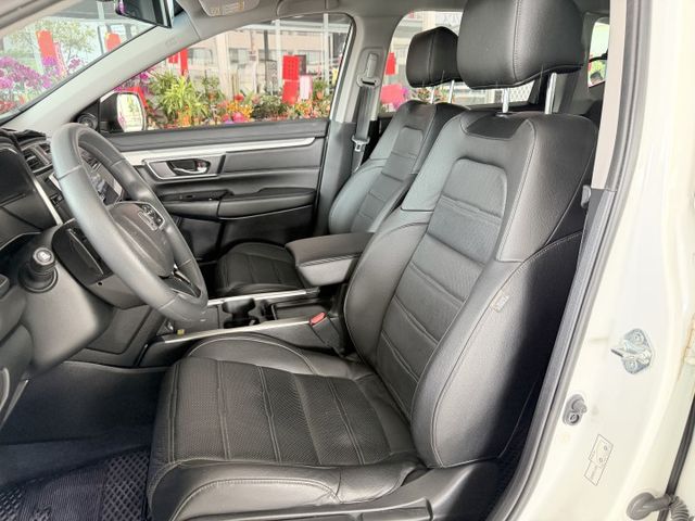 360度環景、盲點偵測、電動尾門、Apple CarPlay 自動煞停防追撞系統  第6張相片