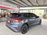 都市小鋼炮、俐落五門掀背車、跟車系統、手機無線充電盤、APPLE CARPLAY  第2張縮圖