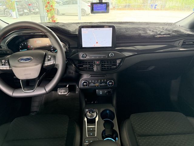 都市小鋼炮、俐落五門掀背車、跟車系統、手機無線充電盤、APPLE CARPLAY  第5張相片
