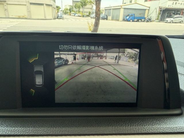 M版 全車原版件、原廠保養、倒車顯影、IKEY免鑰匙、電動椅  第8張相片
