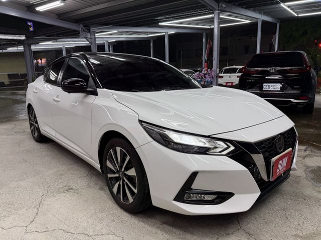 自動跟車系統、環景系統、盲點偵測、定速巡航 車道偏離警示、Appel CarPlay  第2張相片