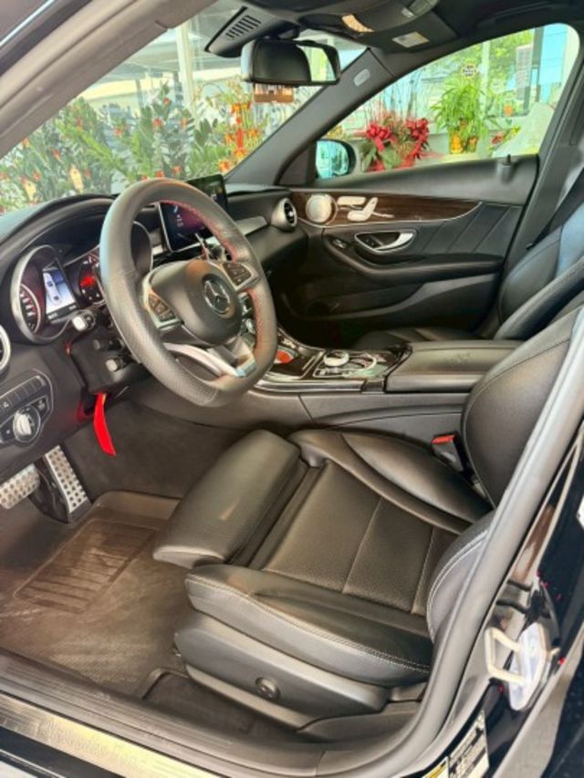 C300AMG~ 改C43樣式～雙電動椅、摸門、盲點、車道偏移警示、天窗  第9張相片