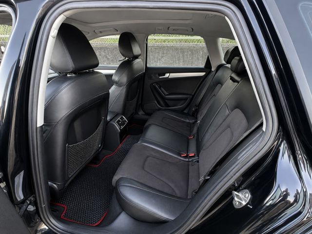 A4 AVANT 2.0T 五門掀背車 旅行車 HID頭燈 車頂架 倒車顯影 電動座椅  第7張相片