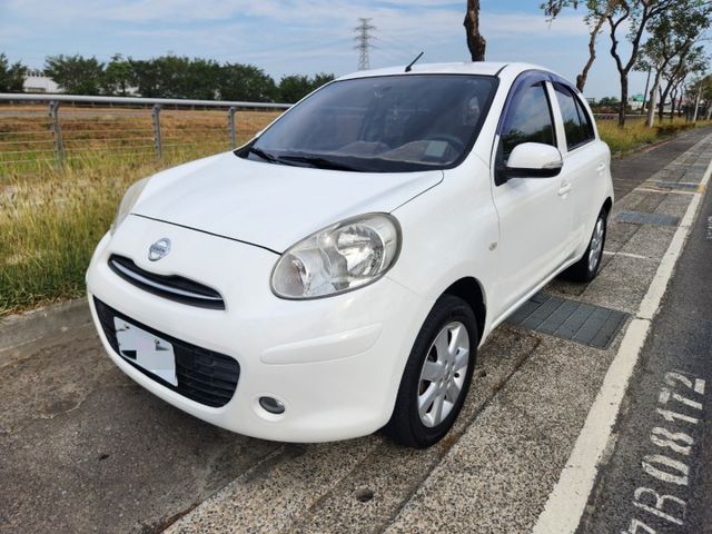 低里程 原鈑件 一手車 五門小車 I-KEY免鑰匙 一鍵啟動 導航主機 倒車顯影 音響快撥  第1張相片