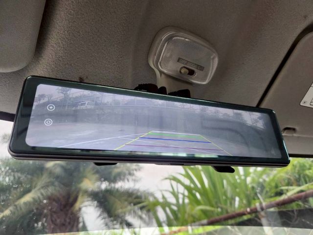原鈑件 自排小貨車  ABS防鎖死 循跡防滑 怠速熄火 前後錄行車紀錄器  第8張相片