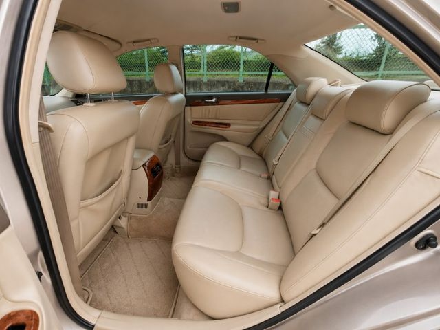 CAMRY 2.0 HID頭燈 恆溫空調 電動後視鏡 胎壓偵測 後冷氣出風口  第8張相片