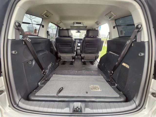 M7 TURBO 七人座 I-KEY免鑰匙 一鍵啟動 恆溫空調 循跡防滑 電動滑門 環景系統  第7張相片