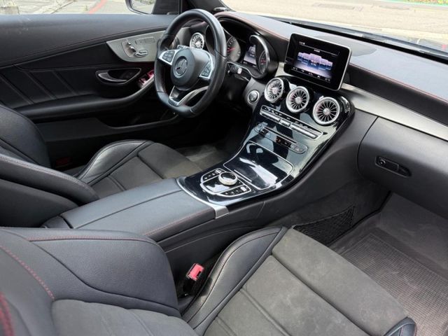 Mercedes-Benz/賓士 C-CLASS  第1張相片