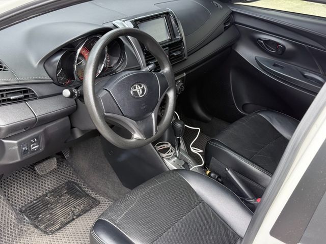 Toyota Yaris  第1張相片
