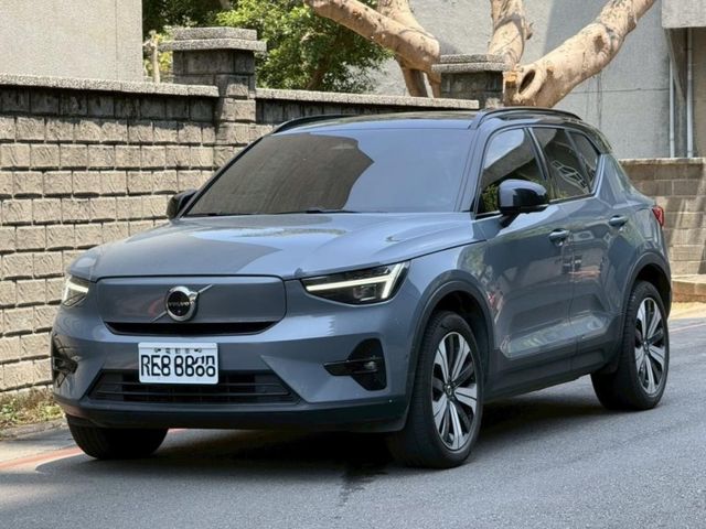 Volvo XC40  第5張相片