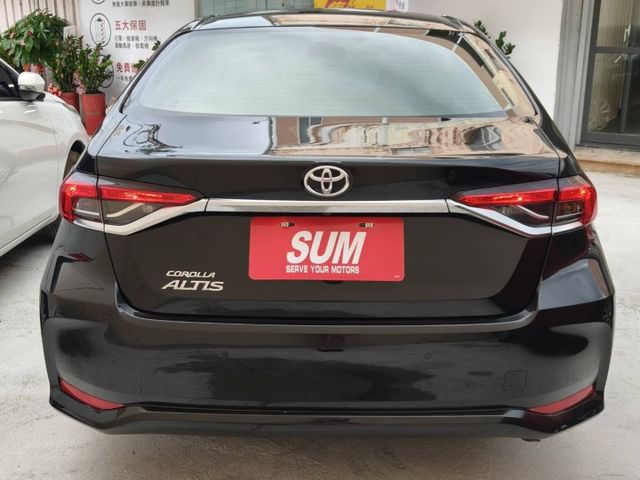 I KEY免鑰匙.BSM盲點偵測.倒車顯影.衛星導航.省油  第4張相片