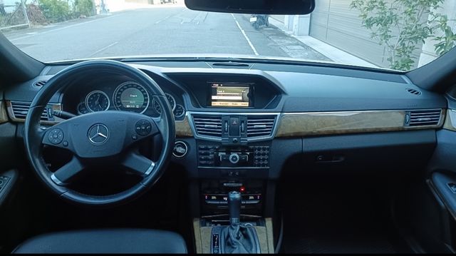 M-BENZ賓士 E200  第5張相片