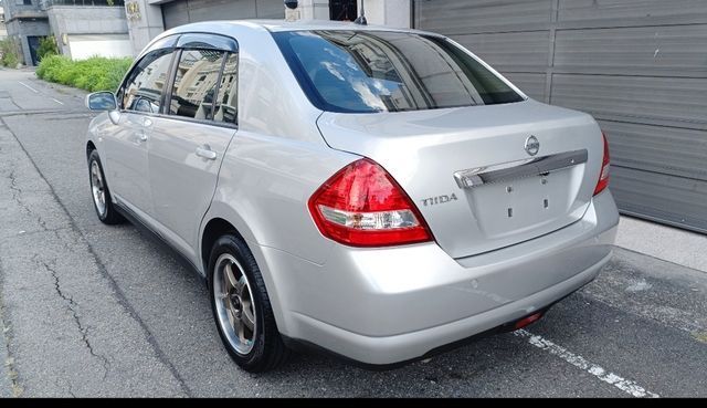 NISSAN日產 TIIDA  第2張相片