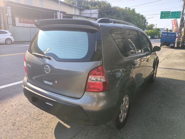 NISSAN日產 LIVINA  第2張相片