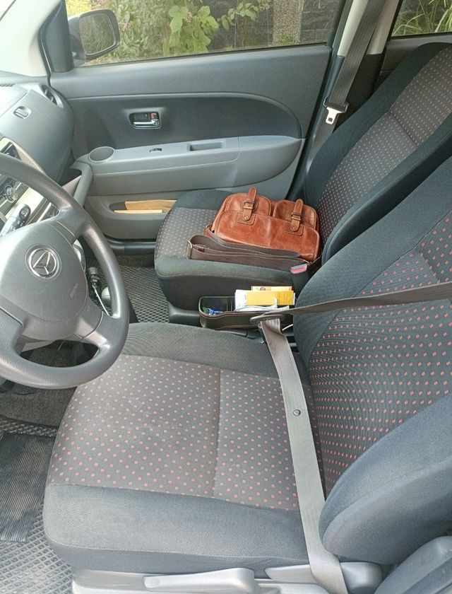 DAIHATSU大發 SIRION  第7張相片