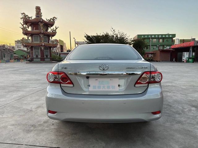 TOYOTA豐田 ALTIS  第4張相片