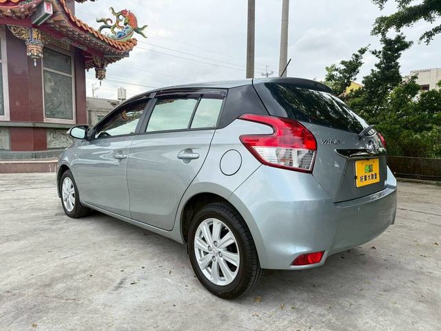 TOYOTA豐田 YARIS  第2張相片