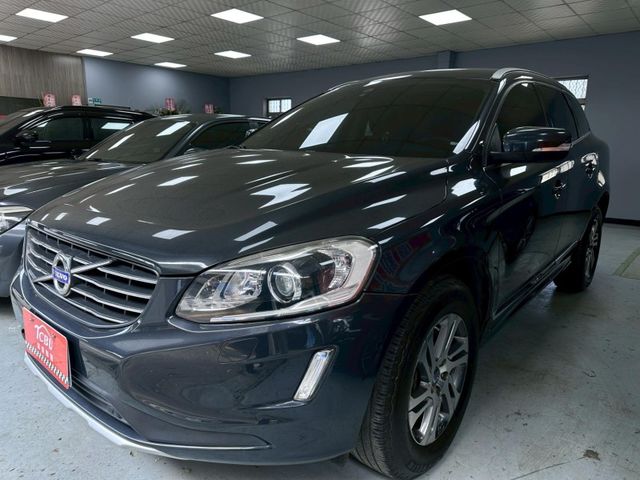 Volvo XC60  第5張相片