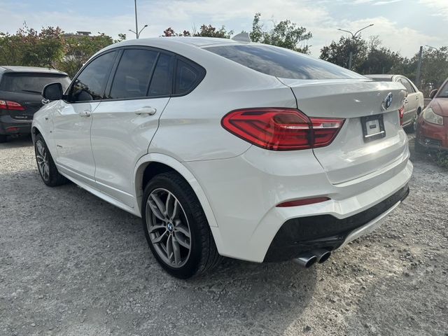 破盤價 16年BMW X4 35i 總代理 升級一階馬力350匹  第5張相片