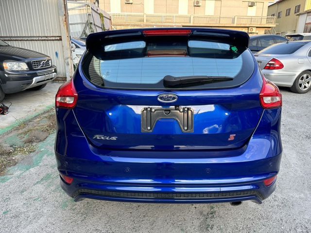 16年福特FOCUS 1.5T渦輪增壓MK3.5 頂級S運動版  第6張相片