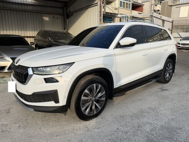 22年SKODA KODIAQ 1.5TSI大棕熊正七人座原版件  第1張相片