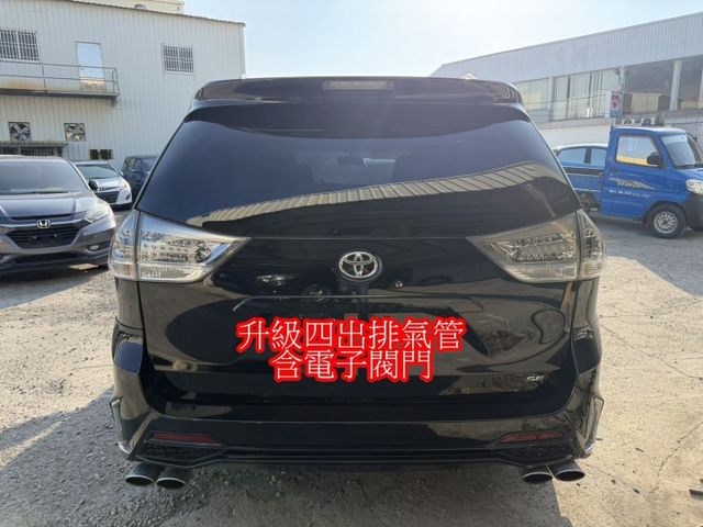16年SIENNA 3.5 SE八人座升級LM空力套件 安卓主機  第6張相片