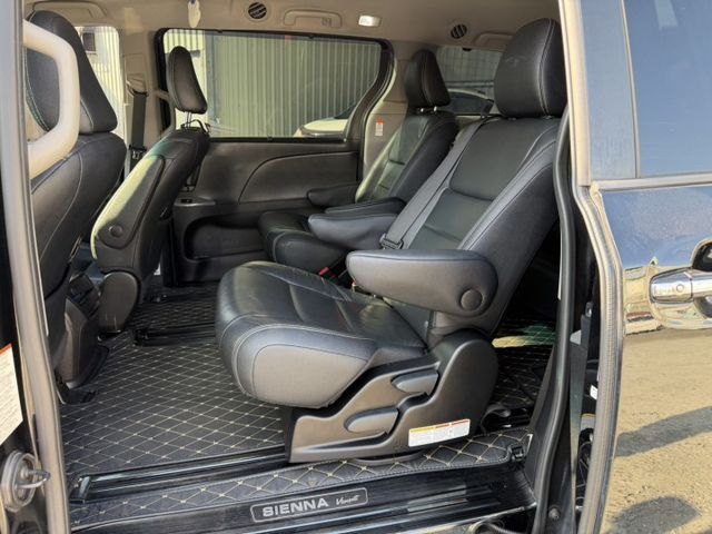 16年SIENNA 3.5 SE八人座升級LM空力套件 安卓主機  第9張相片