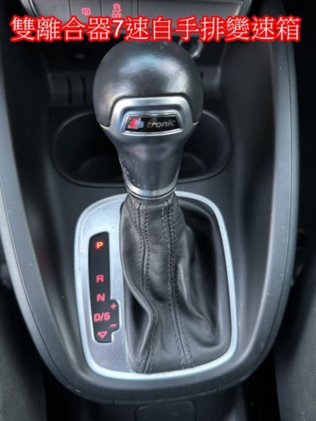 16年式AUDI A1 1.0TFSI 僅跑8萬公里  第16張相片