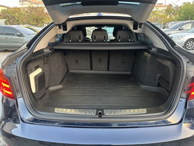 14年BMW 320GT跑旅 總代理 全車原鈑件  第12張相片