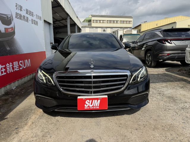 BENZ E300總代理EXCLUSIVE版新車342萬  第2張相片
