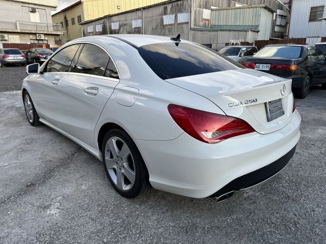 15年賓士 CLA250 2.0T渦輪引擎 獵跑車選配 I-KEY 摸門解鎖  第5張相片