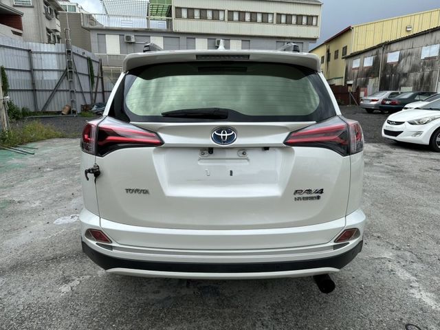 17年RAV-4 HYBRID頂級油電尊爵ACC 一手車 原版件  第6張相片