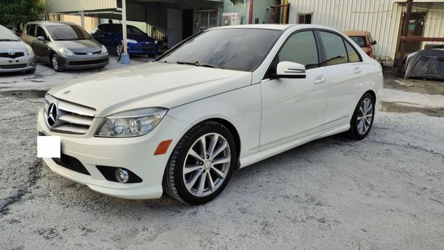 2010年賓士C300 AMG 升級四出排氣管 全車原鈑件  第1張相片
