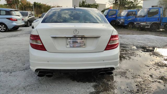 2010年賓士C300 AMG 升級四出排氣管 全車原鈑件  第6張相片