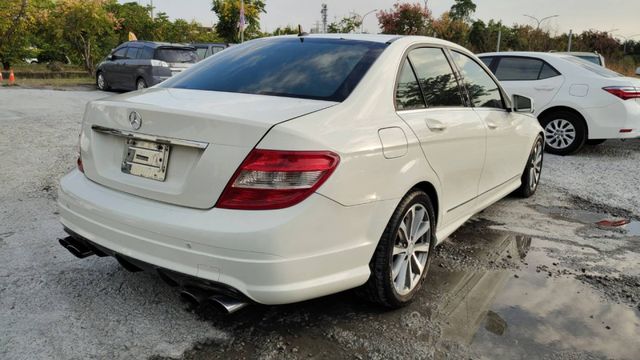 2010年賓士C300 AMG 升級四出排氣管 全車原鈑件  第8張相片
