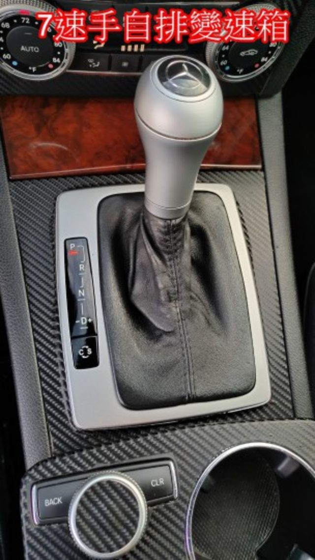 2010年賓士C300 AMG 升級四出排氣管 全車原鈑件  第16張相片