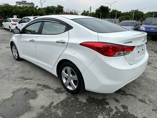出清特賣~現代ELANTRA 1.8 頂級旗艦 全車原鈑件 一手車  第5張相片
