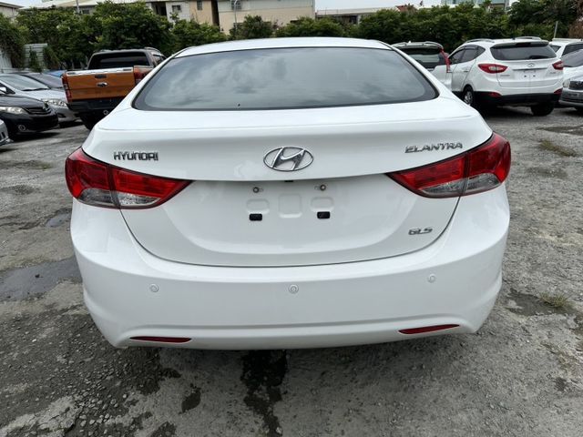 出清特賣~現代ELANTRA 1.8 頂級旗艦 全車原鈑件 一手車  第6張相片
