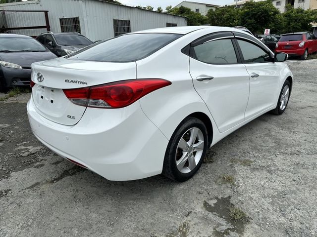 出清特賣~現代ELANTRA 1.8 頂級旗艦 全車原鈑件 一手車  第7張相片